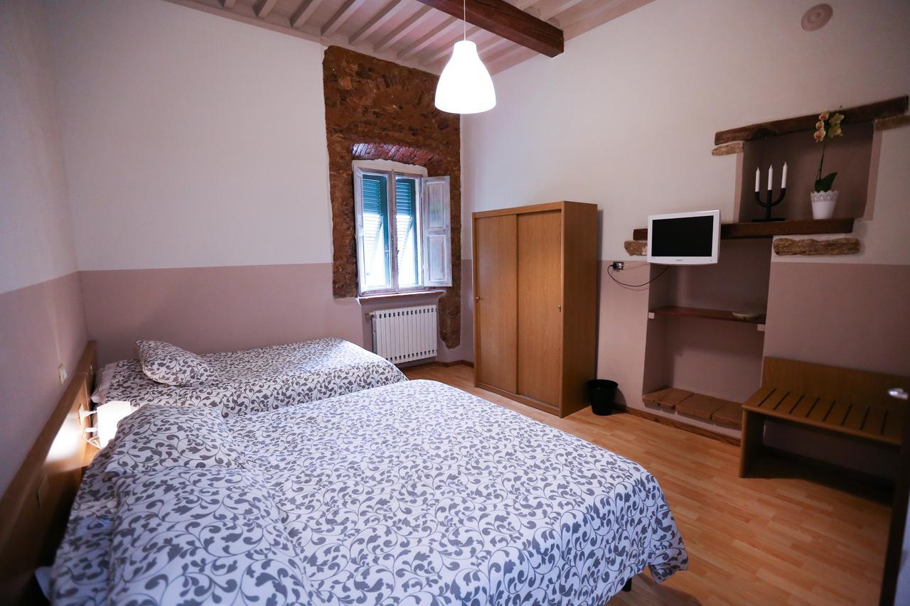 Albergo Livorno 카쉬아나테르메 외부 사진