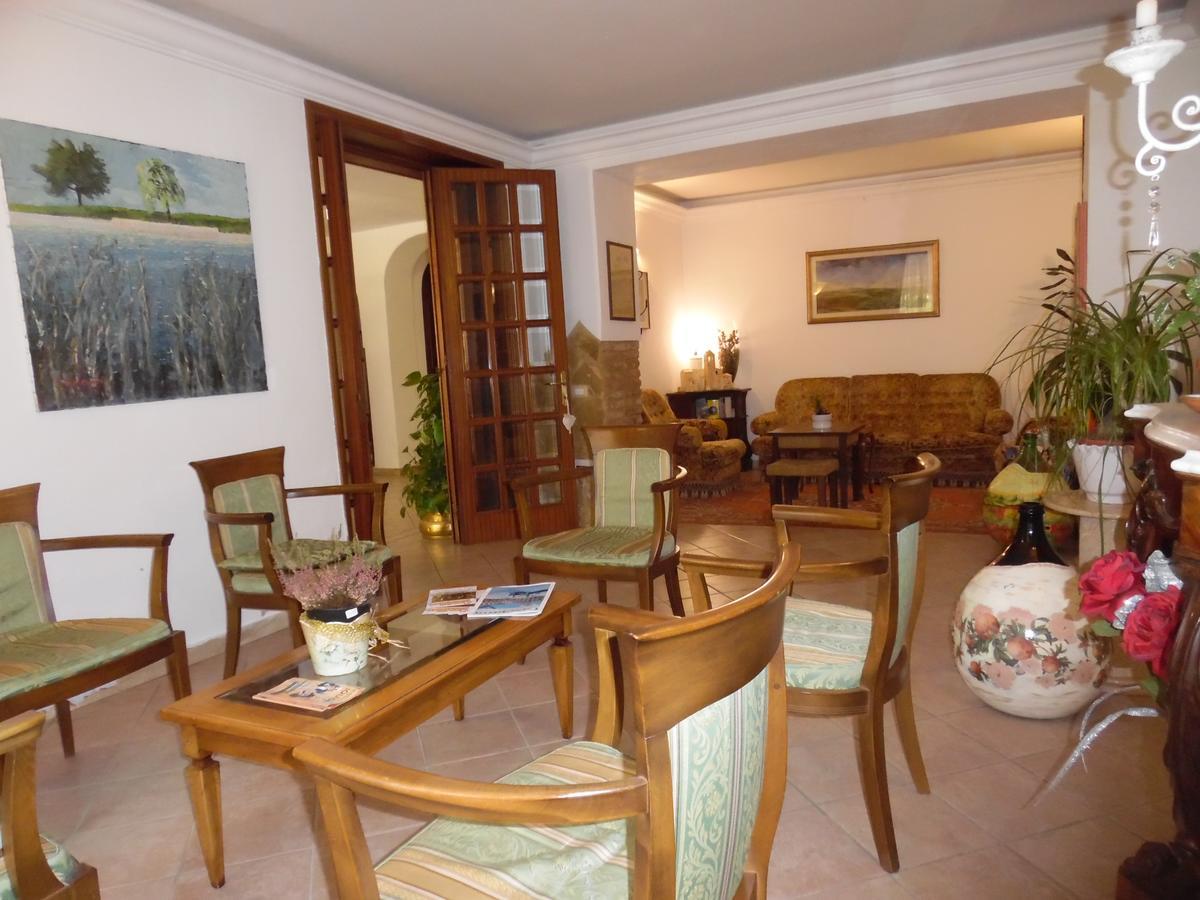 Albergo Livorno 카쉬아나테르메 외부 사진